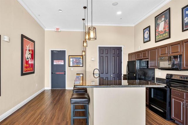 2010 E PALM AVENUE 15211, Tampa, FL 33605
