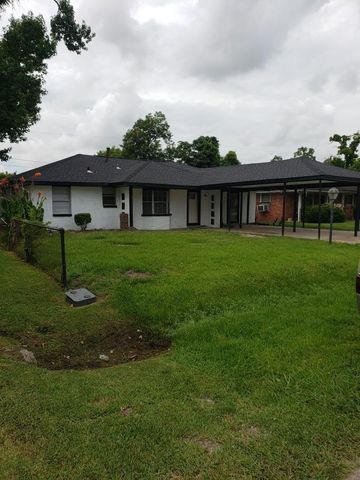7406 Saint Louis Street, Houston, TX 77028