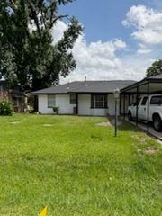 7406 Saint Louis Street, Houston, TX 77028