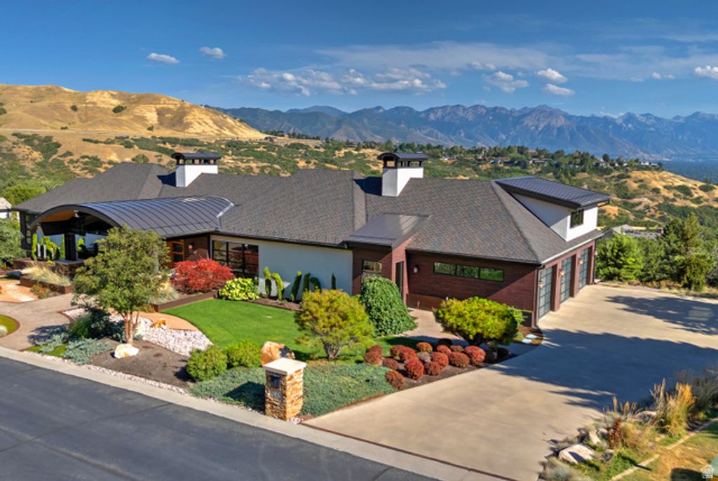 350 E CAPITOL OAKS LN, Salt Lake City, UT 84103 — photo 3