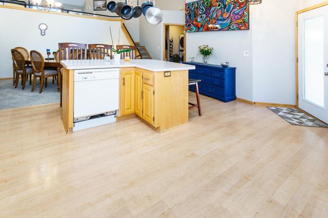 4148 93rd Avenue N, Brooklyn Park, MN 55443