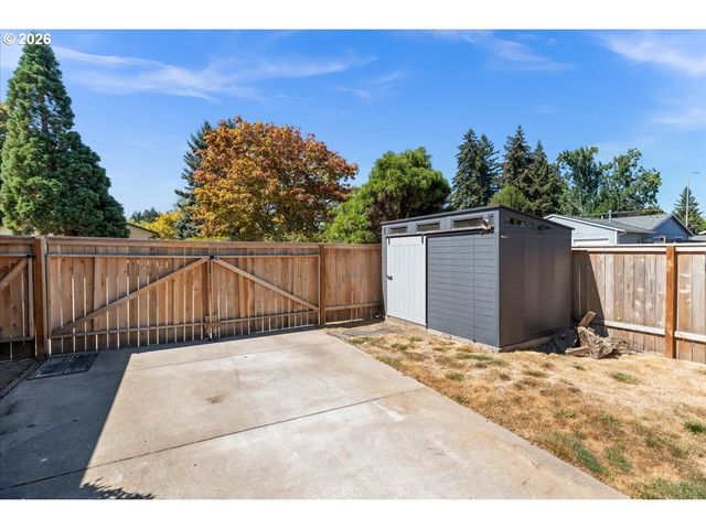 3038 Se ROOD Ct, Hillsboro, OR 97123