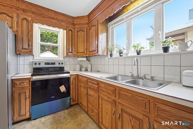 68 Pratt Street, Bristol, CT 06010