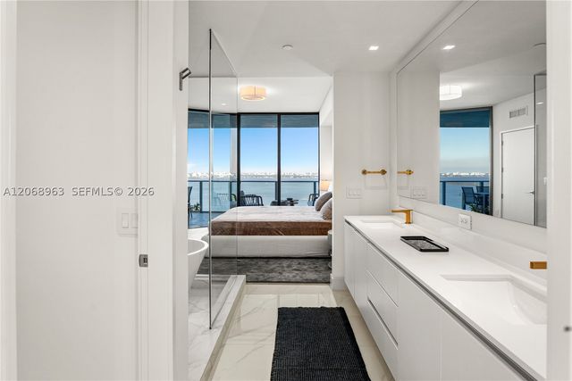 700 NE 24th St 2602, Miami, FL 33137
