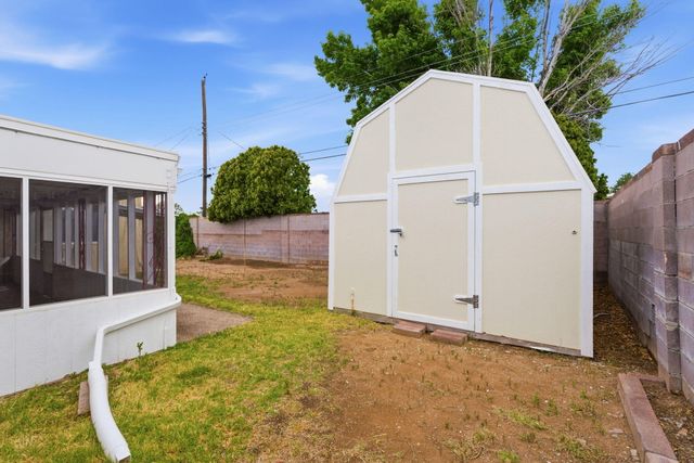 9501 Arvada Avenue NE, Albuquerque, NM 87112