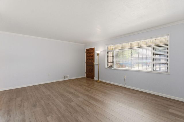 9501 Arvada Avenue NE, Albuquerque, NM 87112