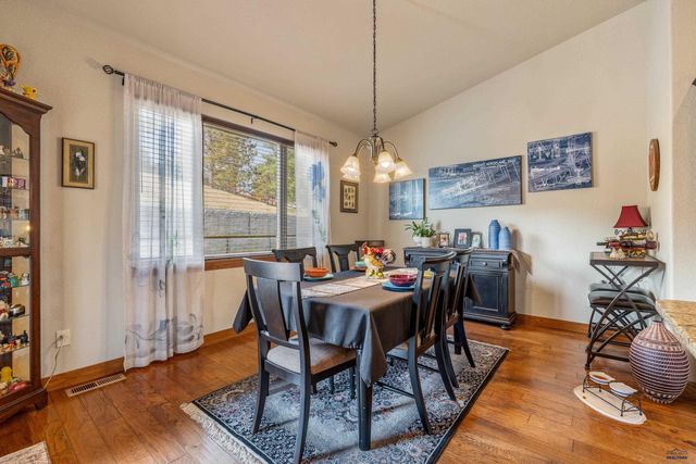 331 DUNBAR CT, Rapid City, SD 57701