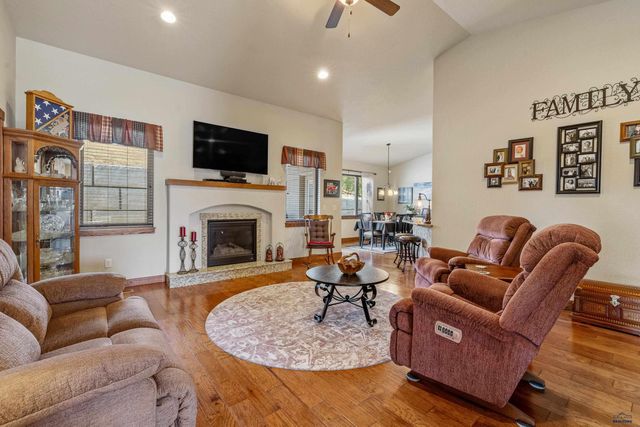 331 DUNBAR CT, Rapid City, SD 57701