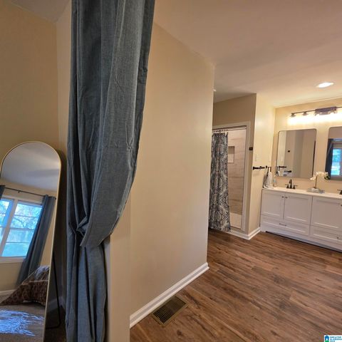 3893 PARKWOOD ROAD, Bessemer, AL 35022