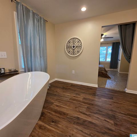 3893 PARKWOOD ROAD, Bessemer, AL 35022