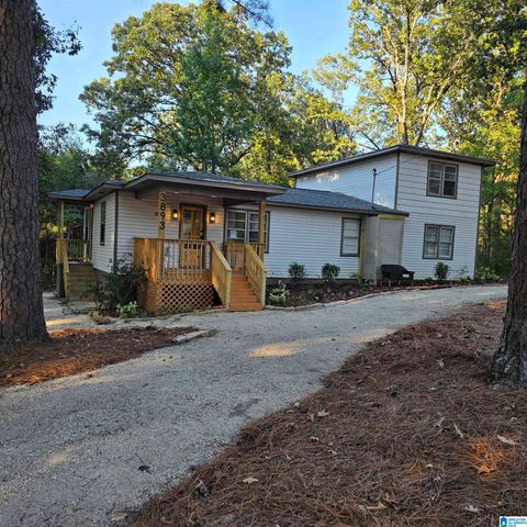 3893 PARKWOOD ROAD, Bessemer, AL 35022