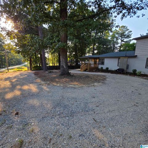 3893 PARKWOOD ROAD, Bessemer, AL 35022