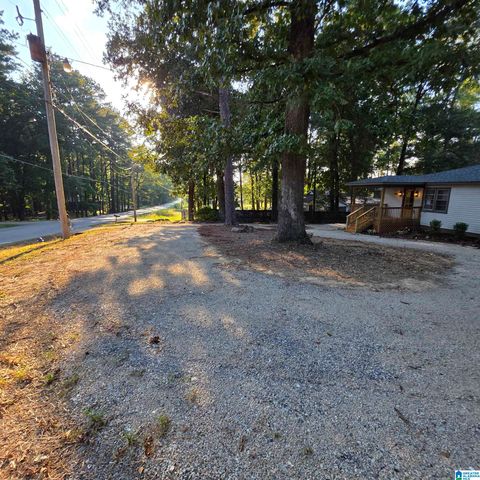 3893 PARKWOOD ROAD, Bessemer, AL 35022