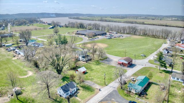 6710 Mcville Road, Burlington, KY 41005