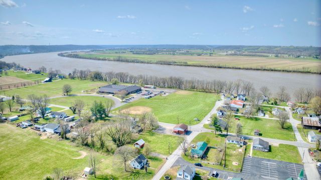 6710 Mcville Road, Burlington, KY 41005