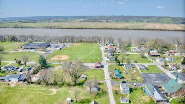 6710 Mcville Road, Burlington, KY 41005