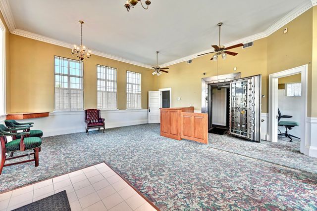 6710 Mcville Road, Burlington, KY 41005