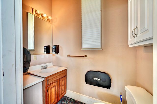 6710 Mcville Road, Burlington, KY 41005