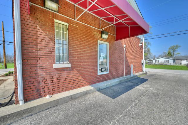 6710 Mcville Road, Burlington, KY 41005