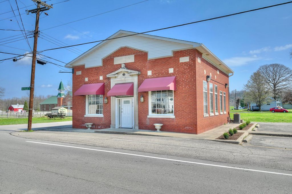 6710 Mcville Road, Burlington, KY 41005