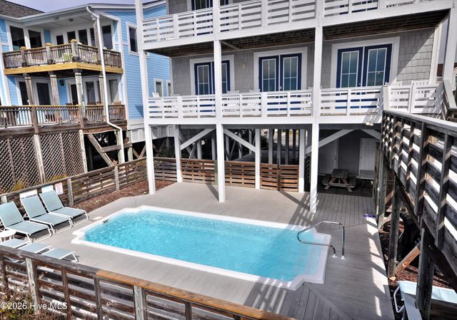 140 E First Street, Ocean Isle Beach, NC 28469