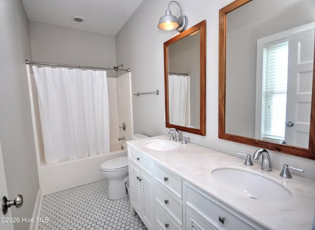 140 E First Street, Ocean Isle Beach, NC 28469