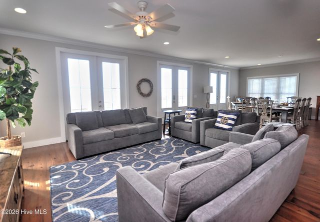 140 E First Street, Ocean Isle Beach, NC 28469