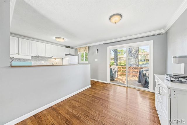 11959 Brookmont Drive, Maryland Heights, MO 63043
