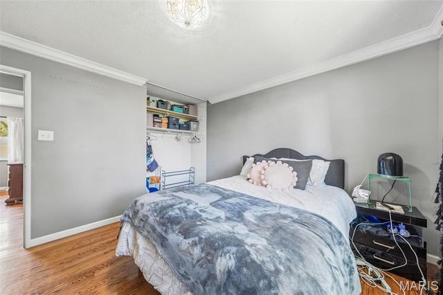 11959 Brookmont Drive, Maryland Heights, MO 63043