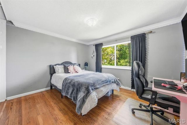 11959 Brookmont Drive, Maryland Heights, MO 63043
