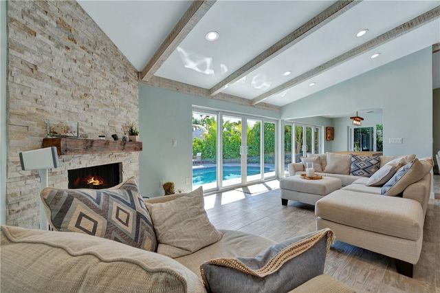 2711 BOONE Drive, Delray Beach, FL 33483