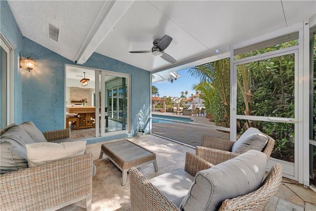 2711 BOONE Drive, Delray Beach, FL 33483
