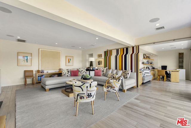 1364 Angelo Drive, Los Angeles, CA 90210