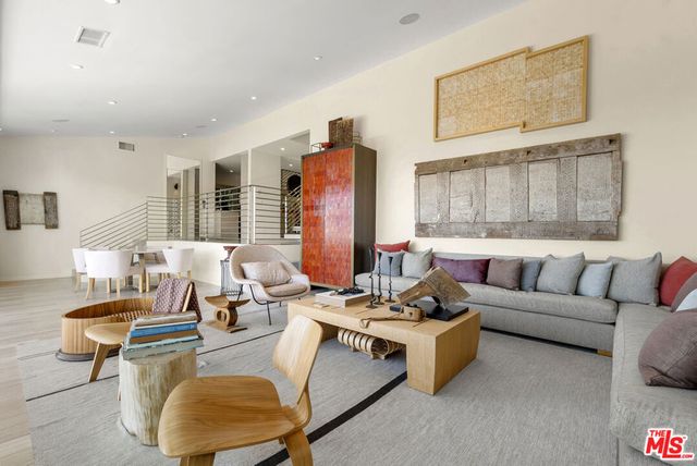 1364 Angelo Drive, Los Angeles, CA 90210