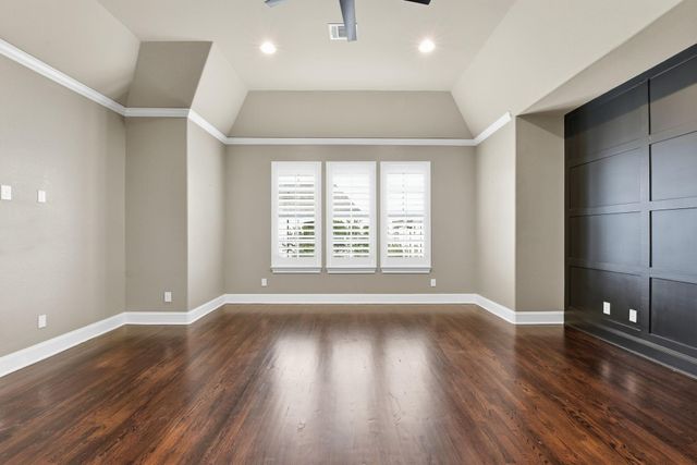 10933 Upland Park, Houston, TX 77043