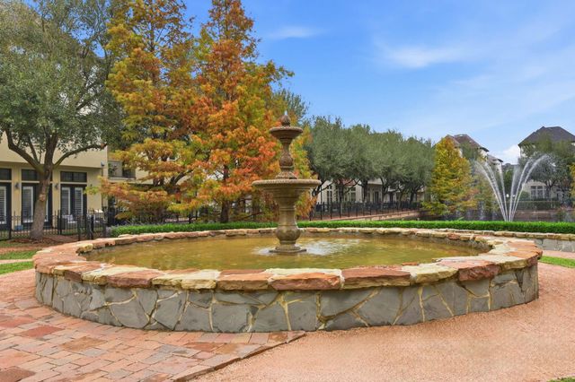 10933 Upland Park, Houston, TX 77043