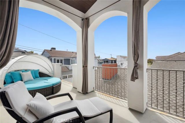 222 Orchid Avenue, Corona Del Mar, CA 92625