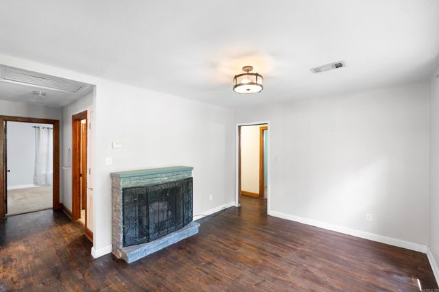 510 E O Street, Russellville, AR 72801