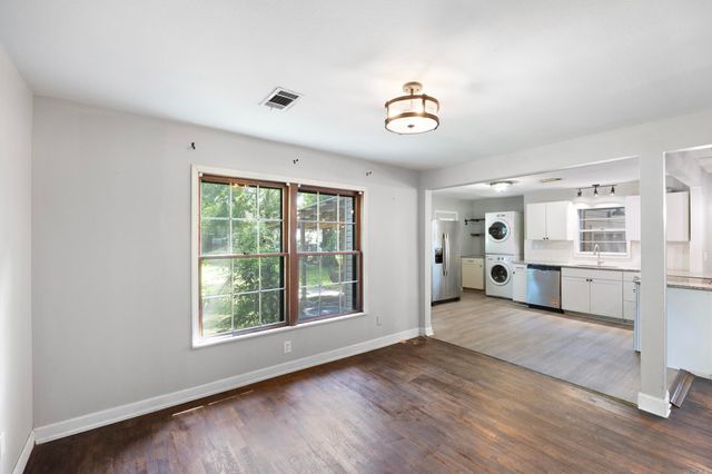 510 E O Street, Russellville, AR 72801