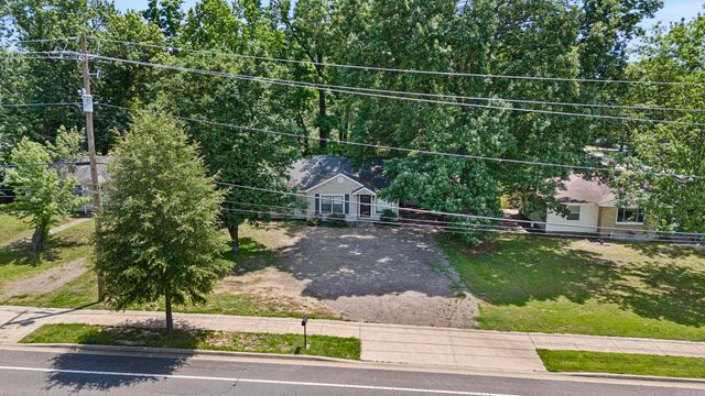 510 E O Street, Russellville, AR 72801