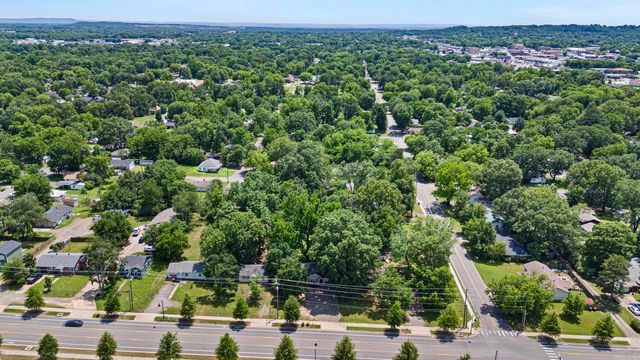 510 E O Street, Russellville, AR 72801