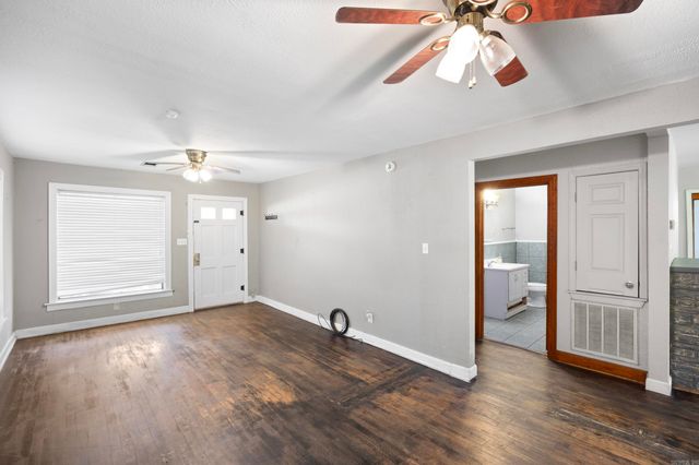 510 E O Street, Russellville, AR 72801