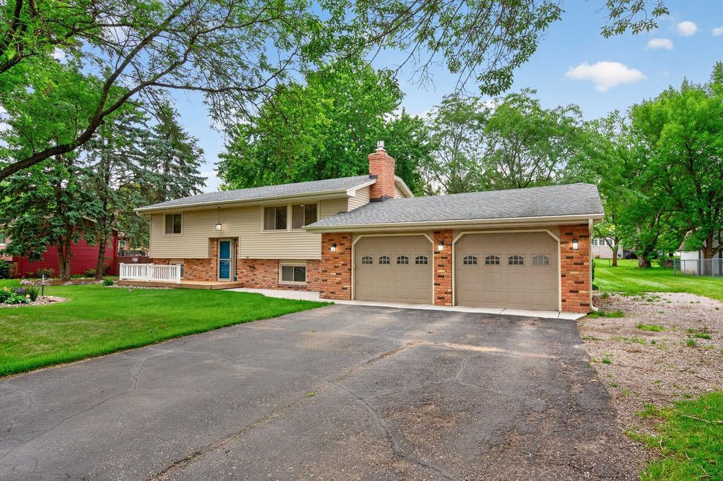3122 Aadland Avenue NE, Buffalo, MN 55313