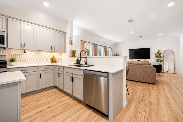 22121 Oakland Meadows Lane, New Caney, TX 77357
