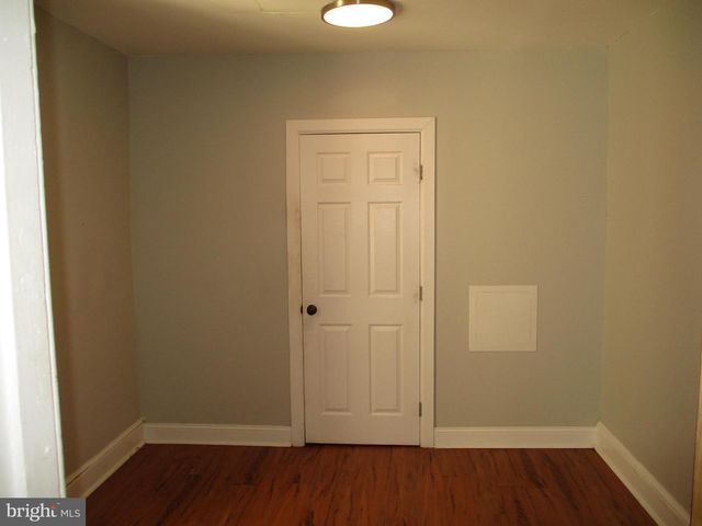 1242 MUHLENBERG ST, Reading, PA 19602