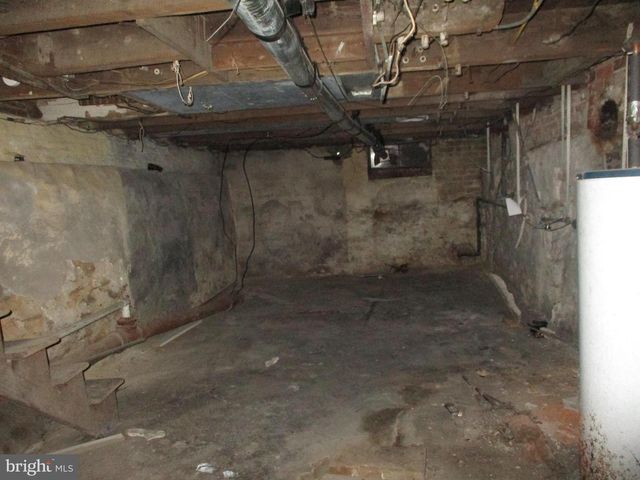 1242 MUHLENBERG ST, Reading, PA 19602