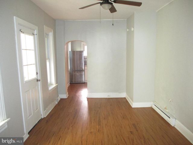 1242 MUHLENBERG ST, Reading, PA 19602