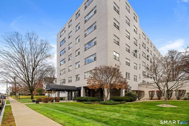 891 Farmington Avenue 5F, West Hartford, CT 06119