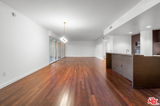 6250 Hollywood Boulevard 4E, Los Angeles, CA 90028
