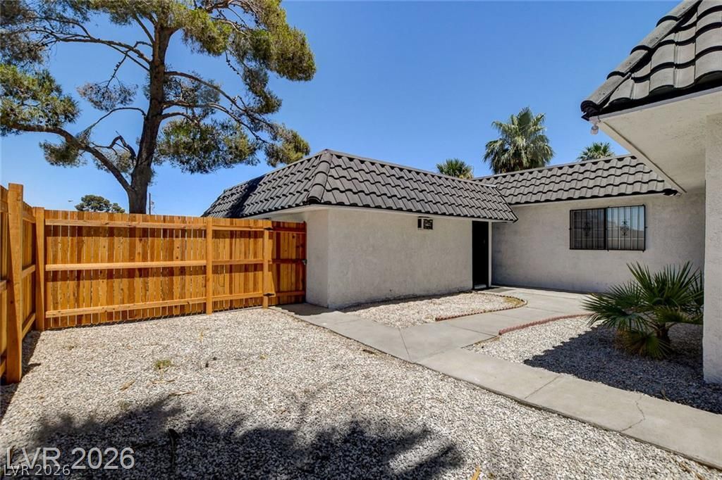 Image 30 of property listing at 3811 Tumbleweed Avenue, Las Vegas, NV 89121